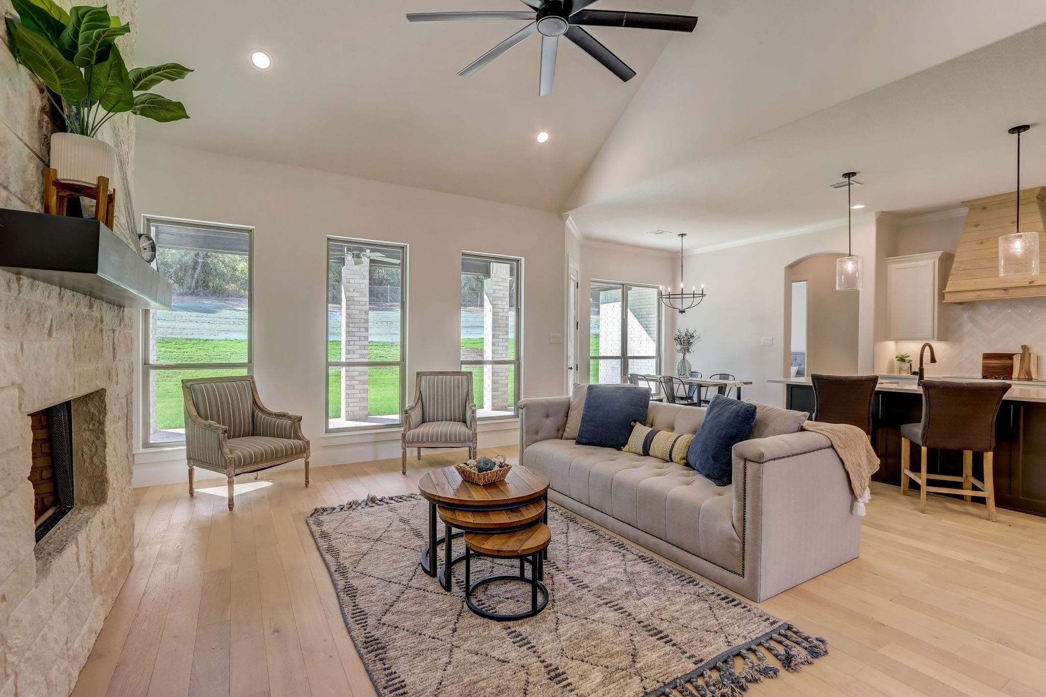 1007 Meadow Wood Terrace Azle TX 76020