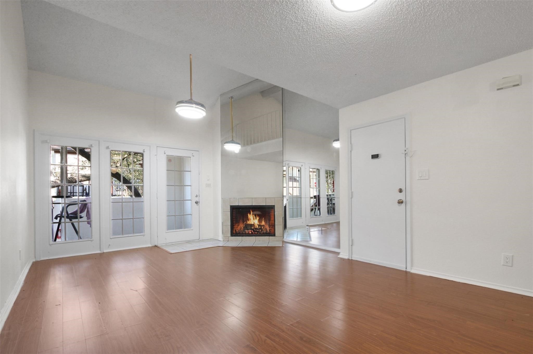 13215 Emily Road Dallas TX 75240