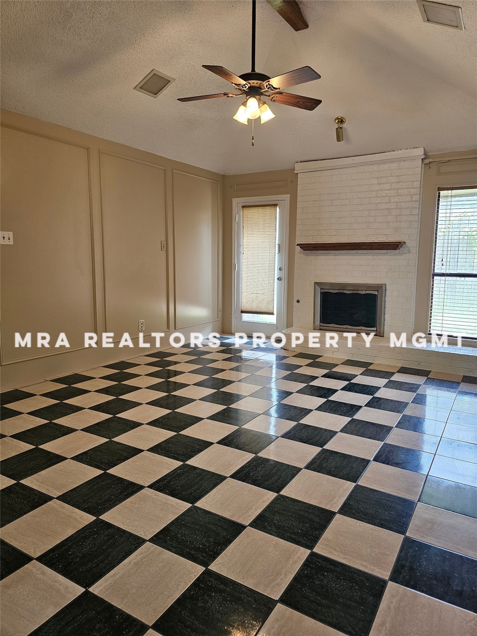 2606 Shalimar Drive Garland TX 75040