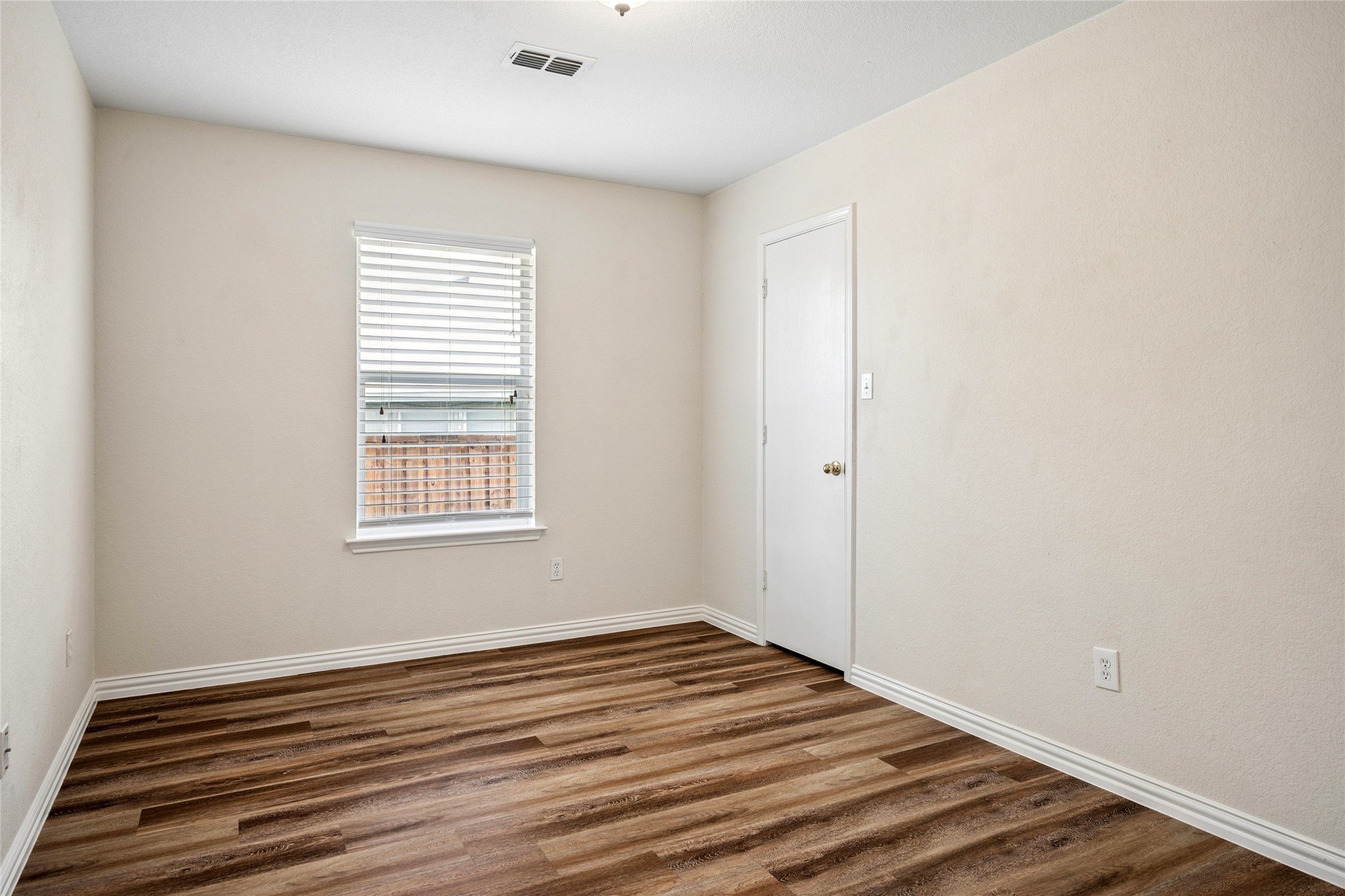 316 Matlock Meadow Drive Arlington TX 76002