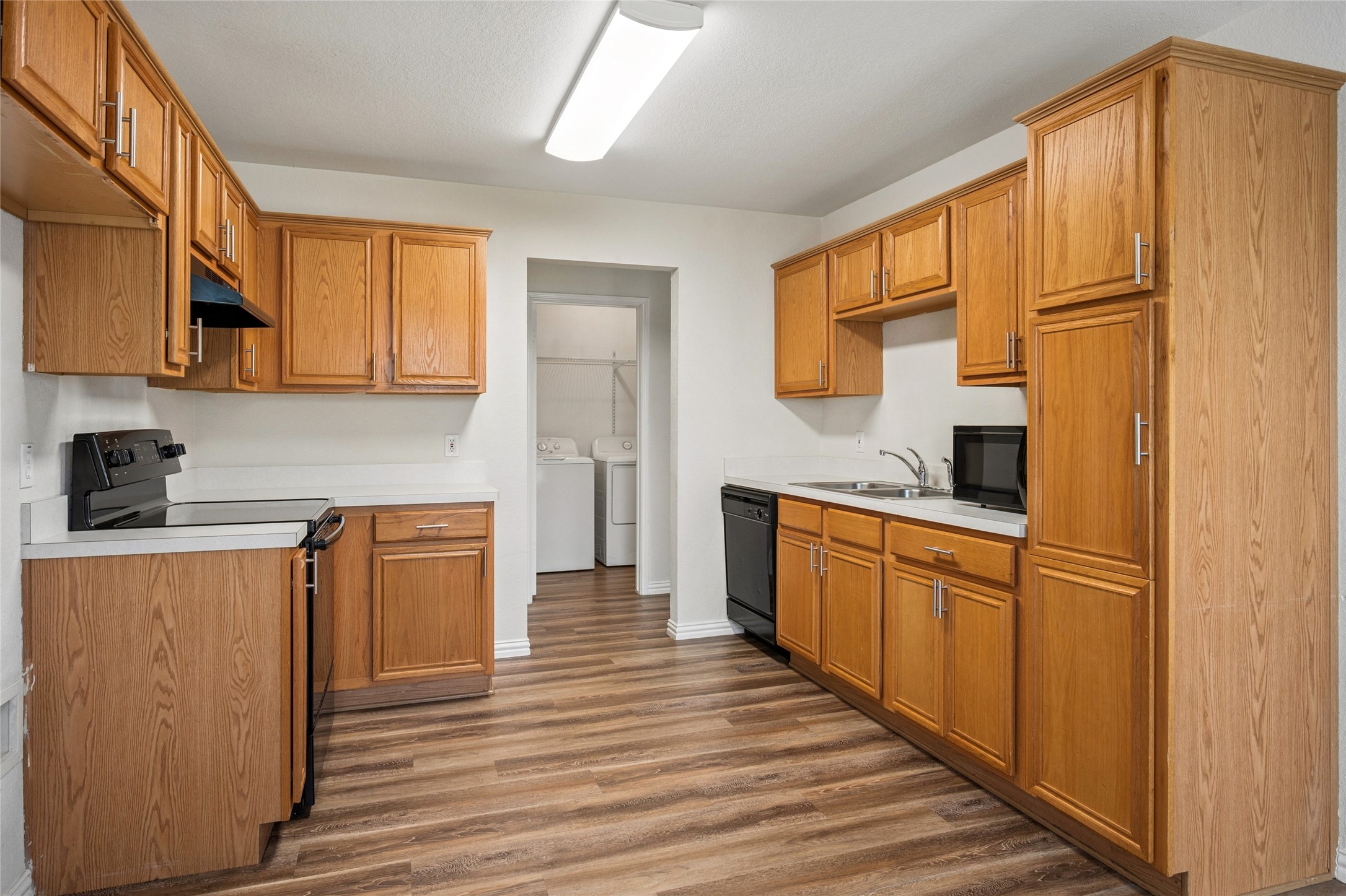 316 Matlock Meadow Drive Arlington TX 76002