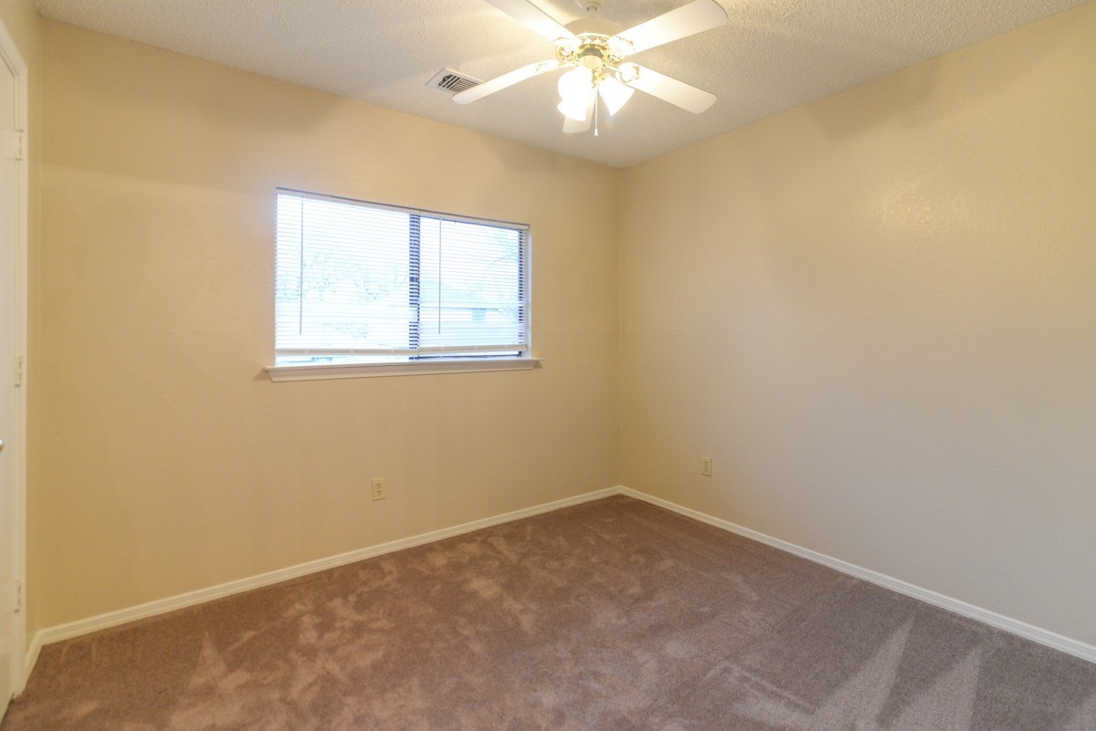 11815 Sunrise Drive Balch Springs TX 75180