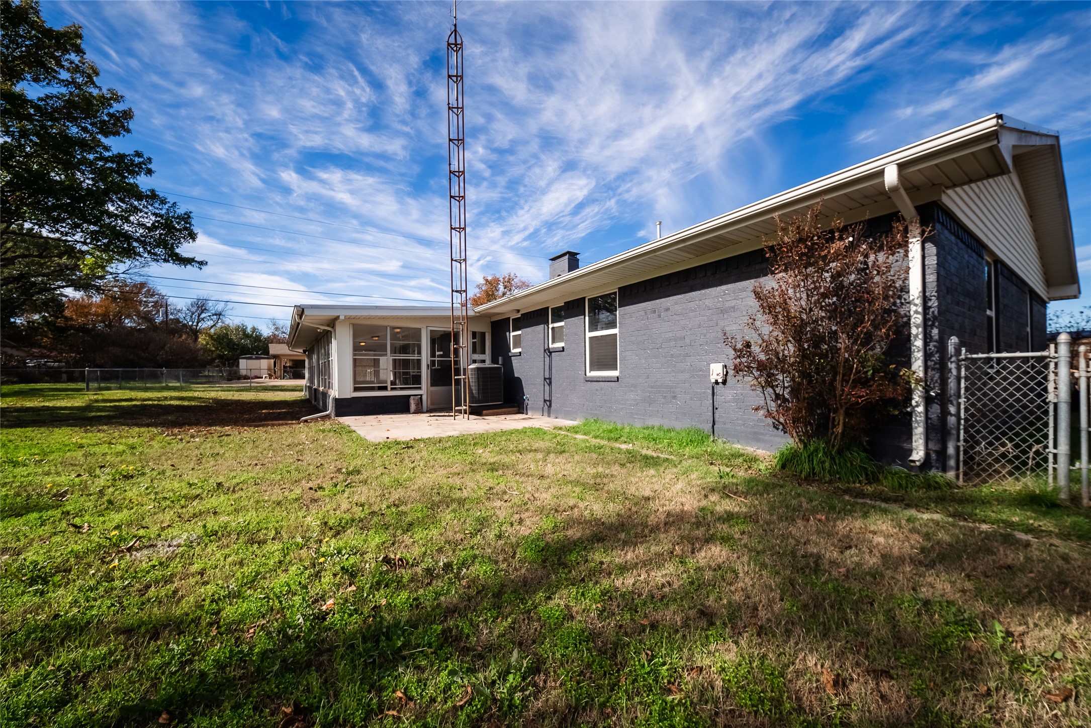 1911 College Street Gainesville TX 76240