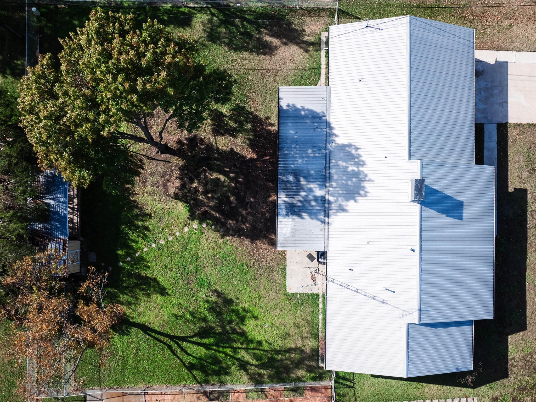 1911 College Street Gainesville TX 76240