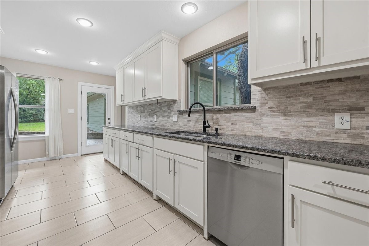 401 N Bailey Avenue Fort Worth TX 76107