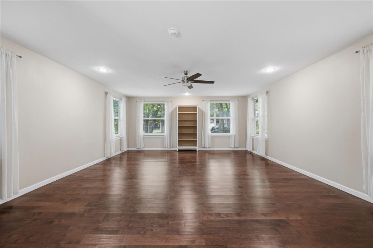 401 N Bailey Avenue Fort Worth TX 76107
