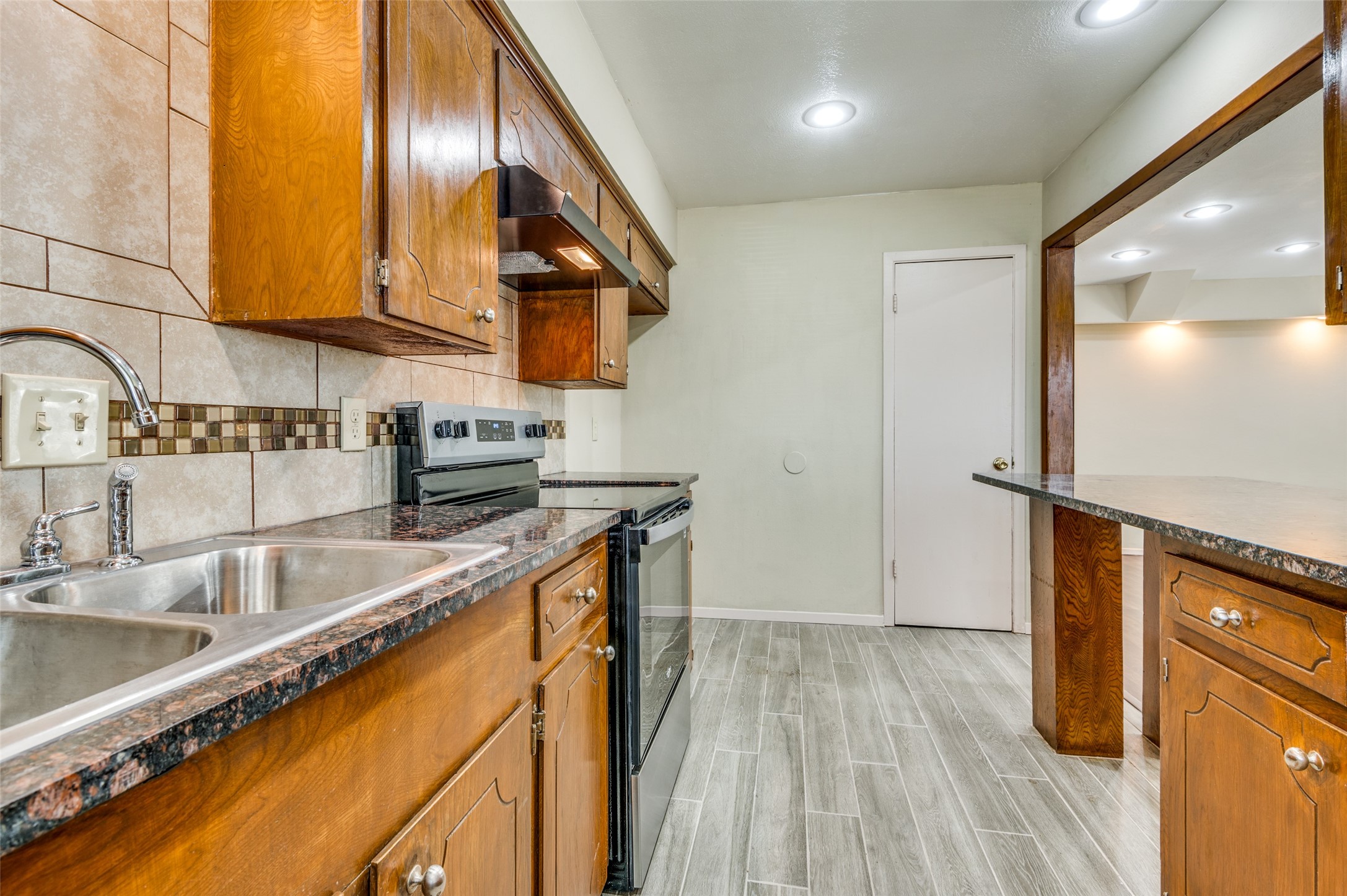 110 Crandall Road Irving TX 75060