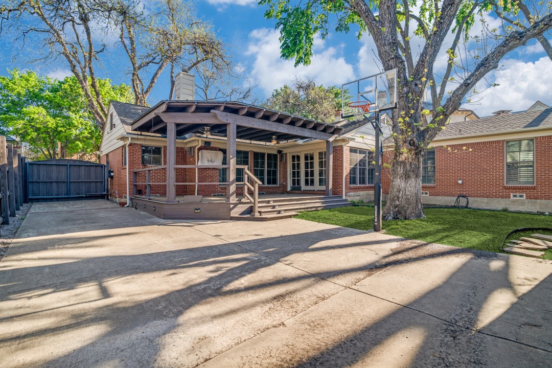 3121 Purdue Avenue University Park TX 75225