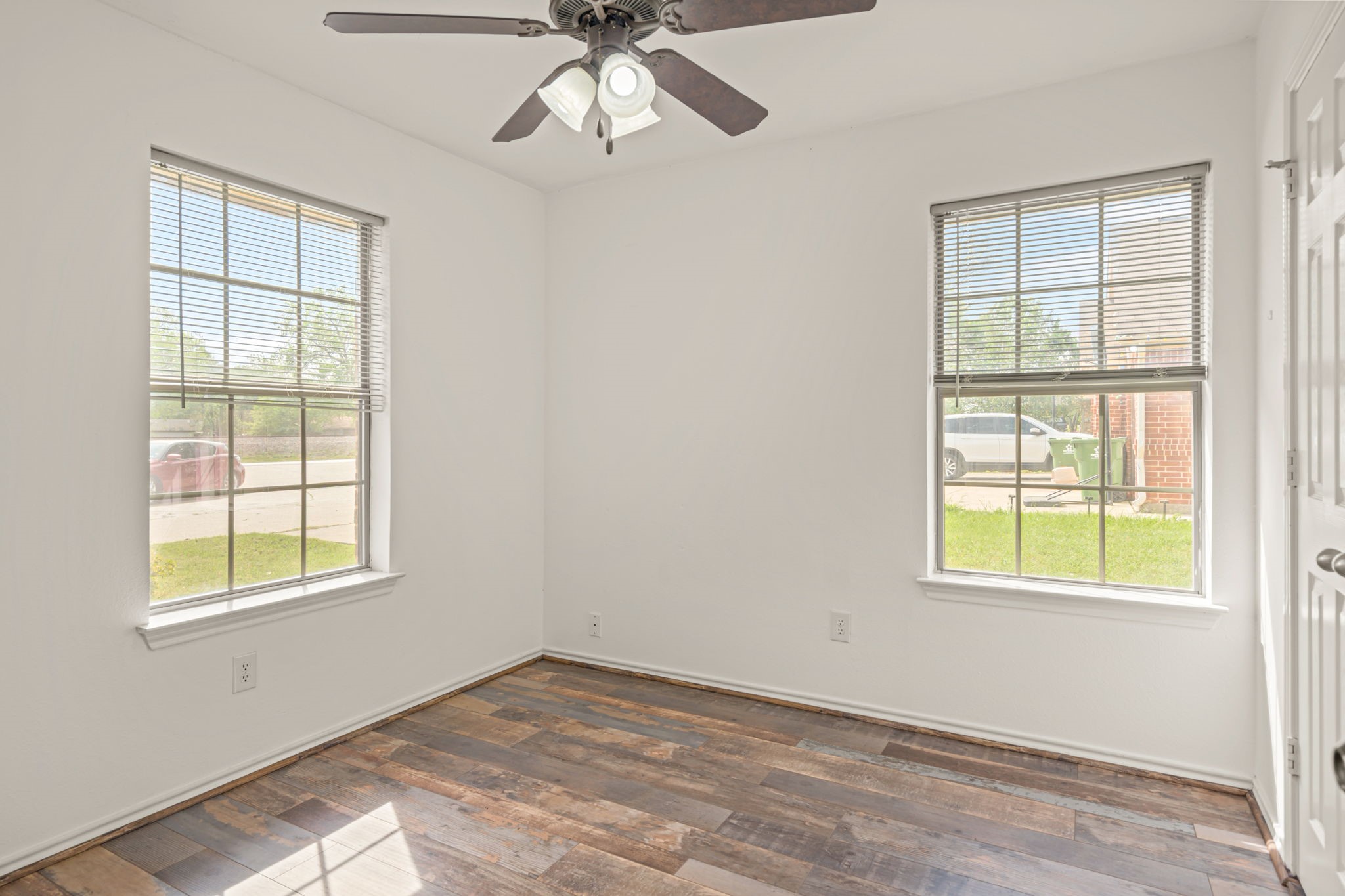 502 S Main Street Aubrey TX 76227