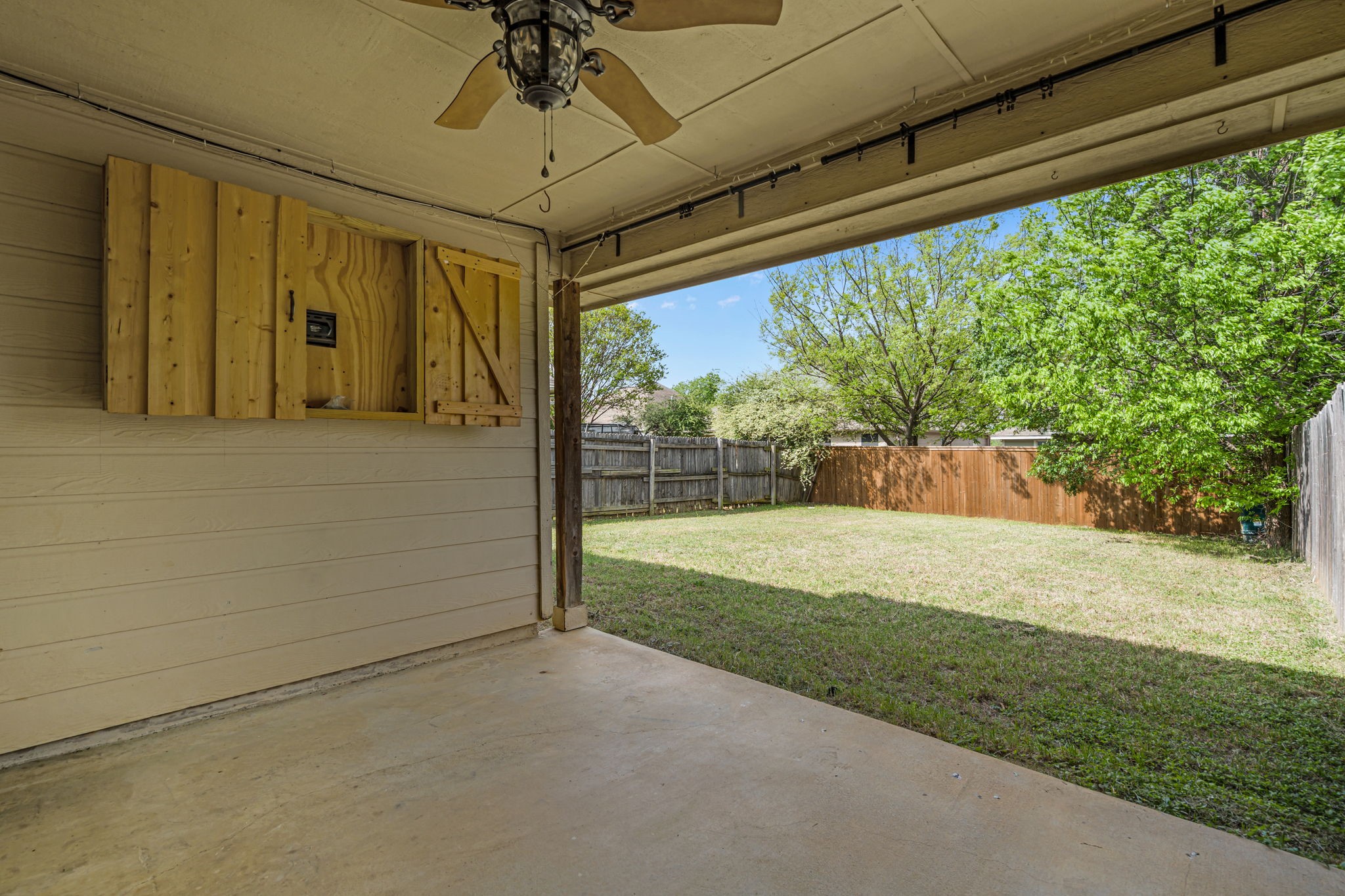 502 S Main Street Aubrey TX 76227