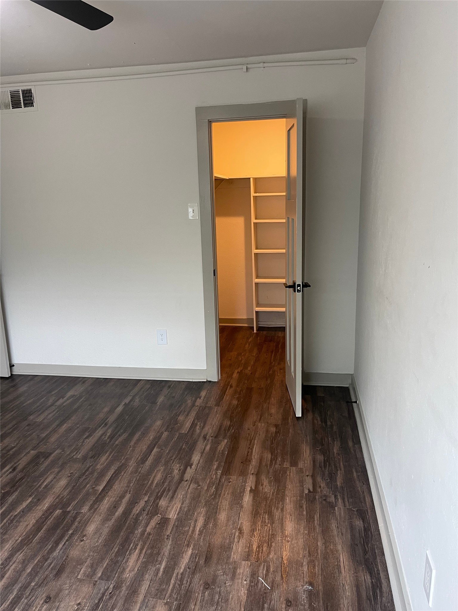 3627 Almazan Drive Dallas TX 75220