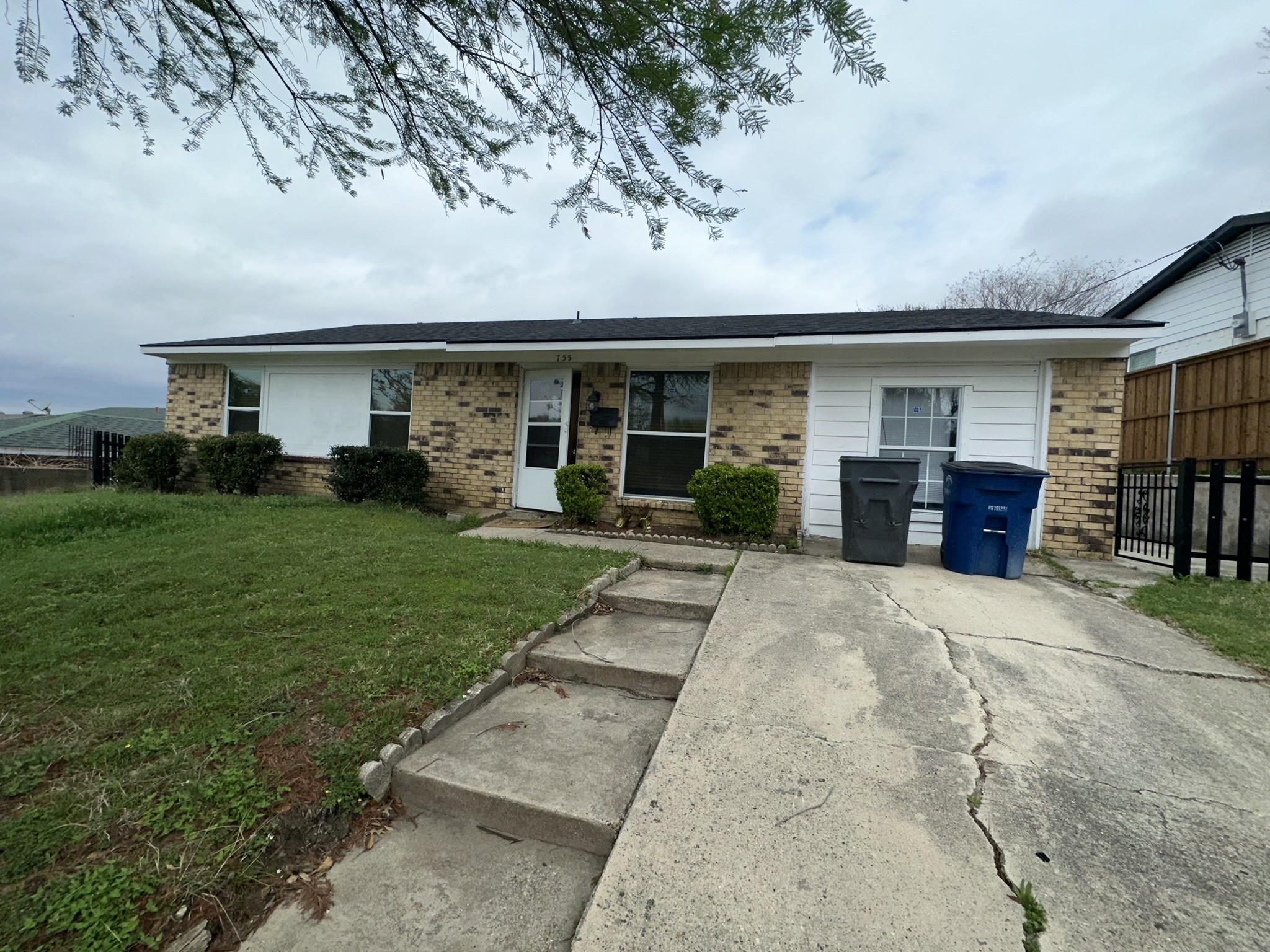 755 Botany Bay Drive Dallas TX 75211