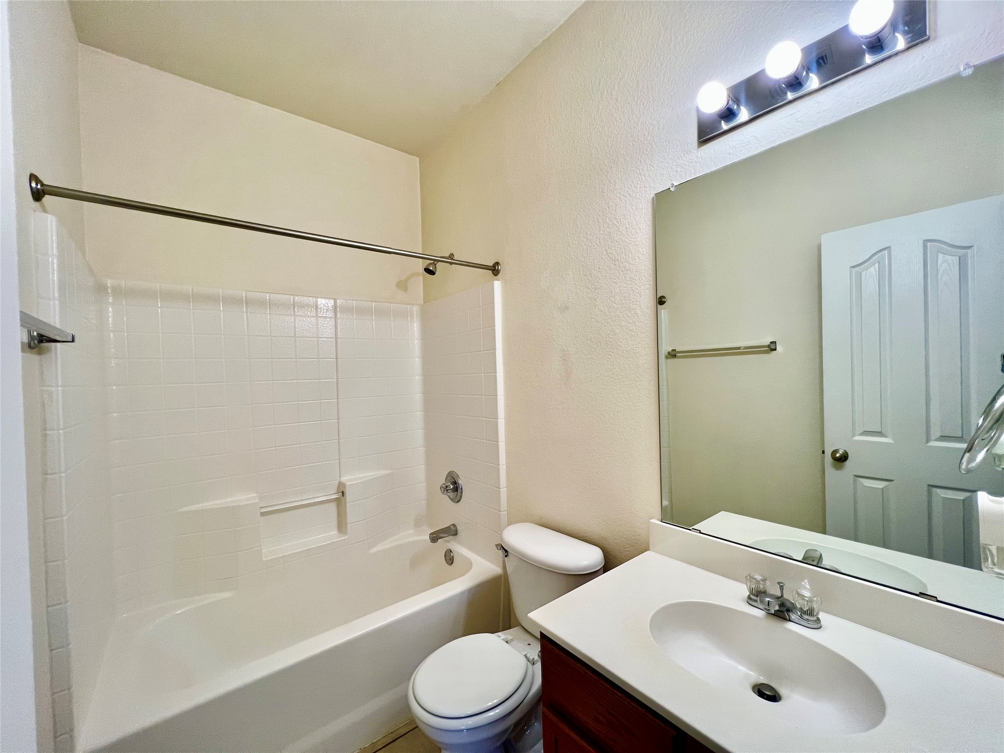848 Mirabell Court Arlington TX 76015