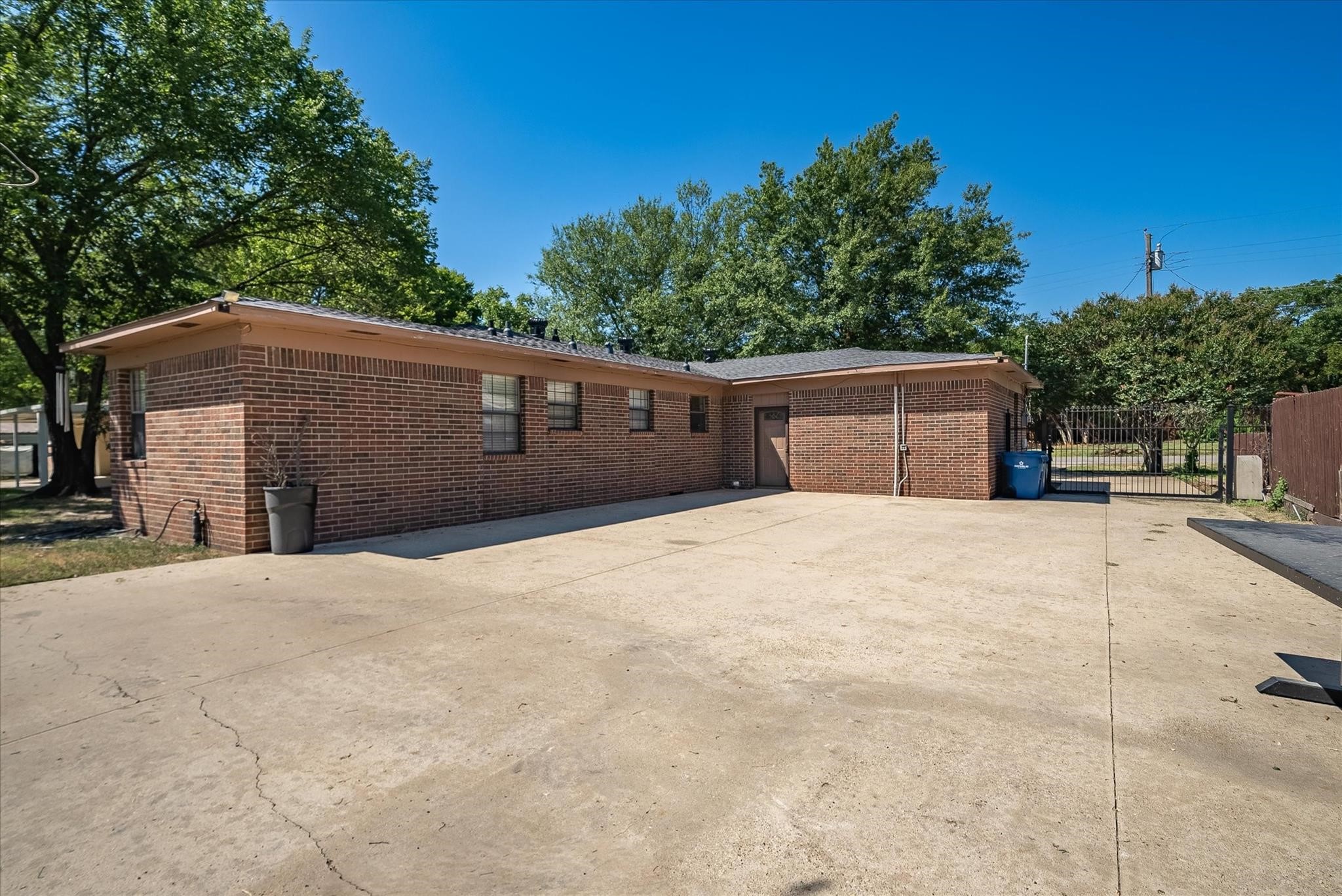 2908 Lynell Drive Seagoville TX 75159