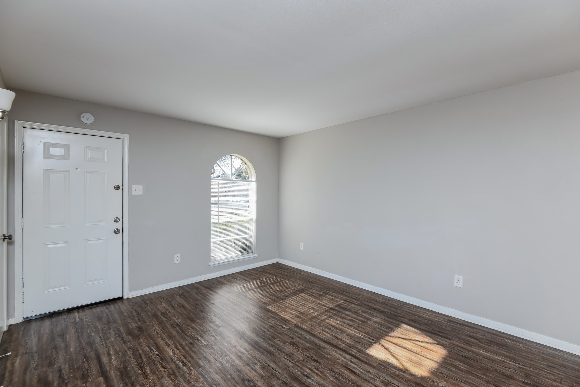 129 Sheffield Drive Cedar Hill TX 75104