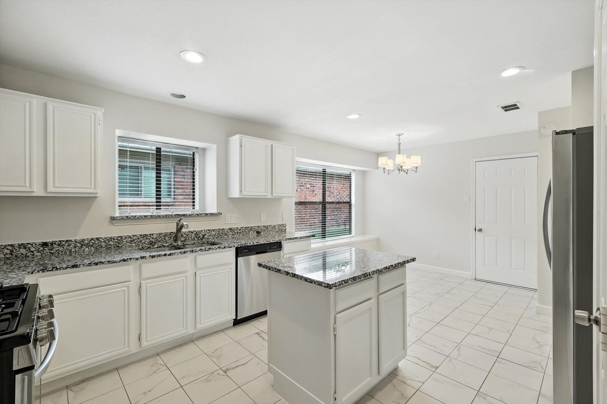 5446 Meadow Vista Lane Garland TX 75043