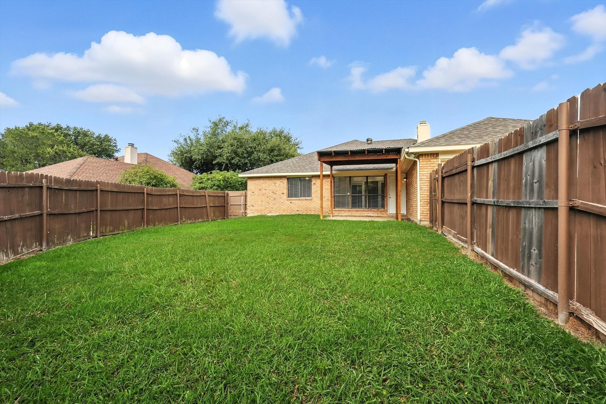 5446 Meadow Vista Lane Garland TX 75043