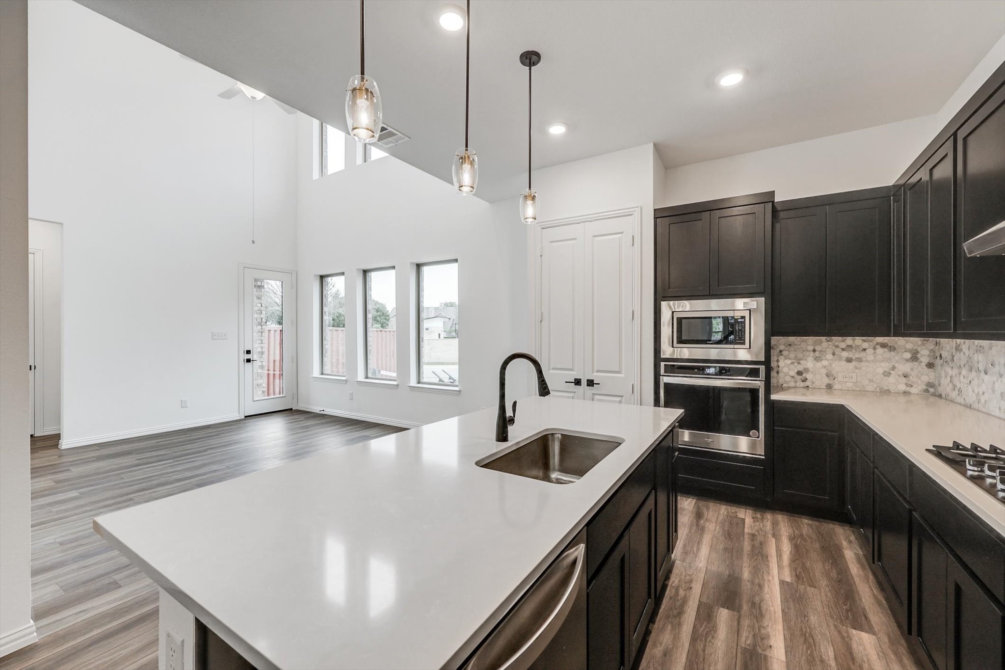 218 Woodson Street Irving TX 75063