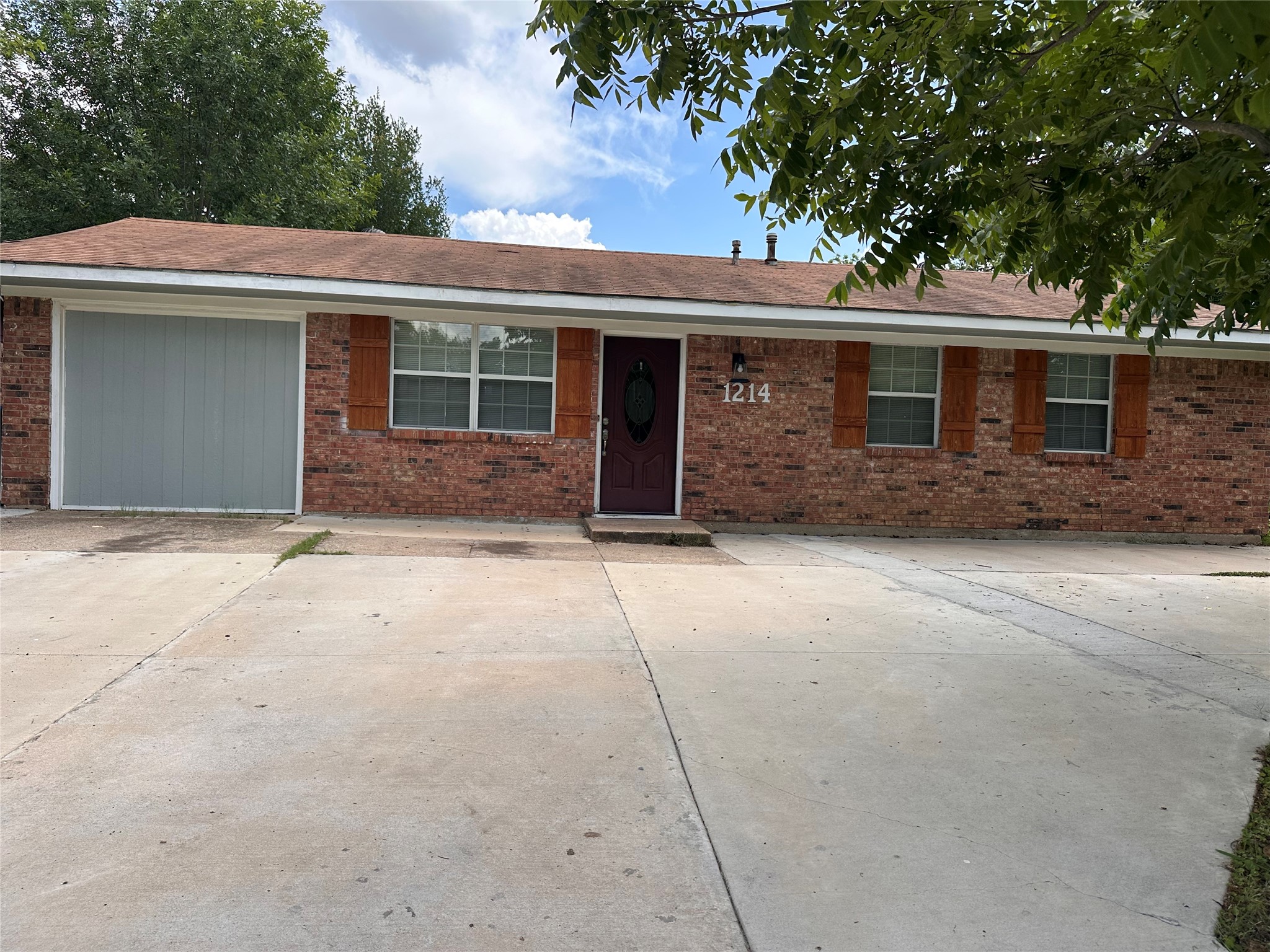 1214 Wolfe City Drive Greenville TX 75401