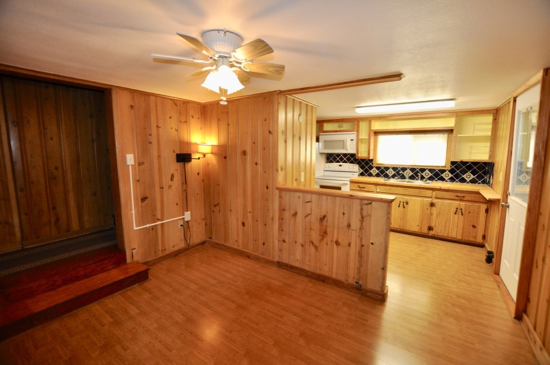 201 1/2 W Columbia Weatherford TX 76086