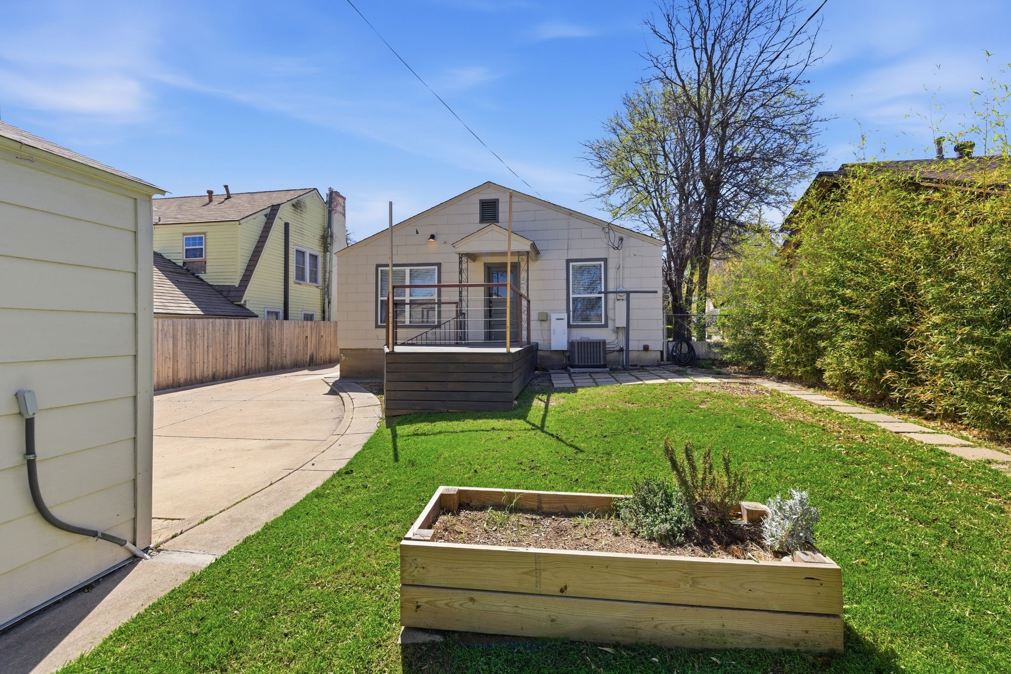 4108 Locke Avenue Fort Worth TX 76107