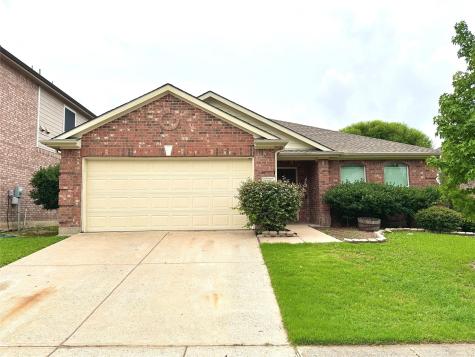 1726 Duck Cove Drive Aubrey TX 76227