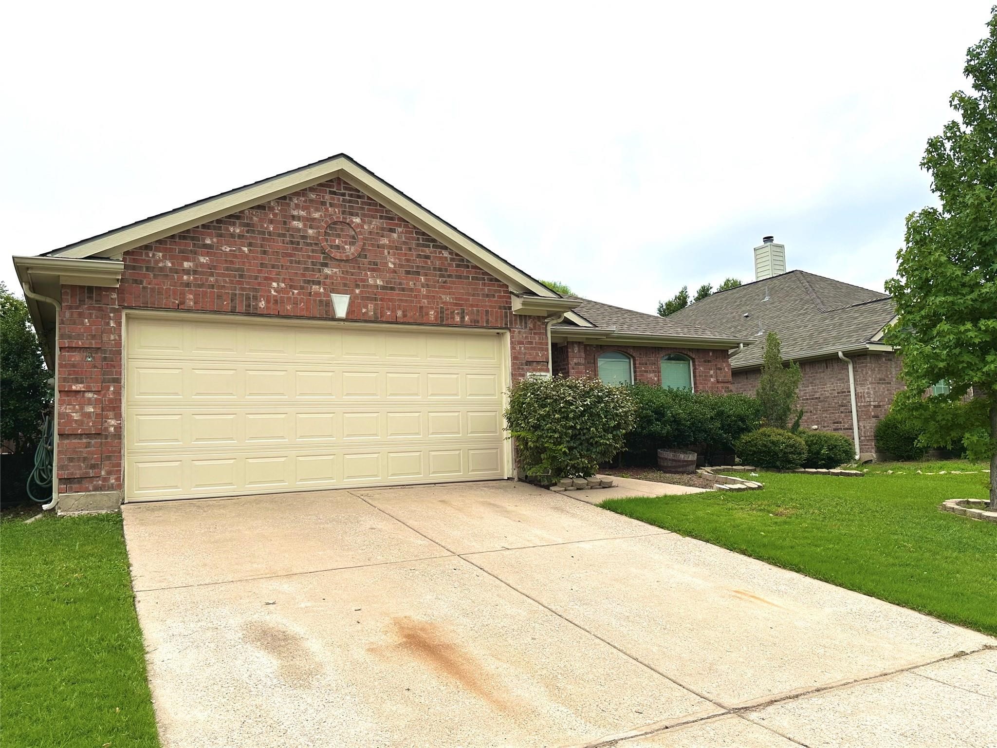 1726 Duck Cove Drive Aubrey TX 76227