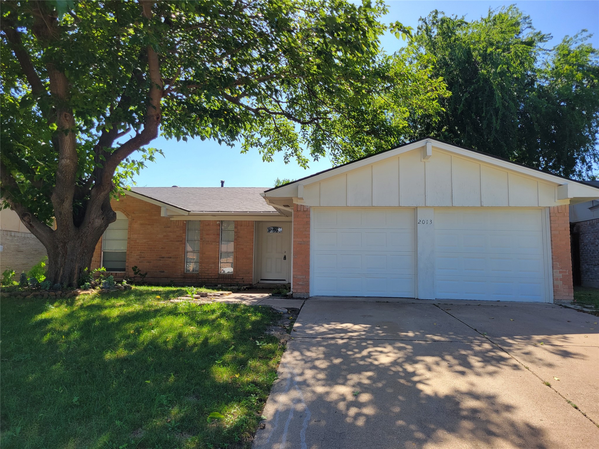 2013 Victoria Drive Garland TX 75040