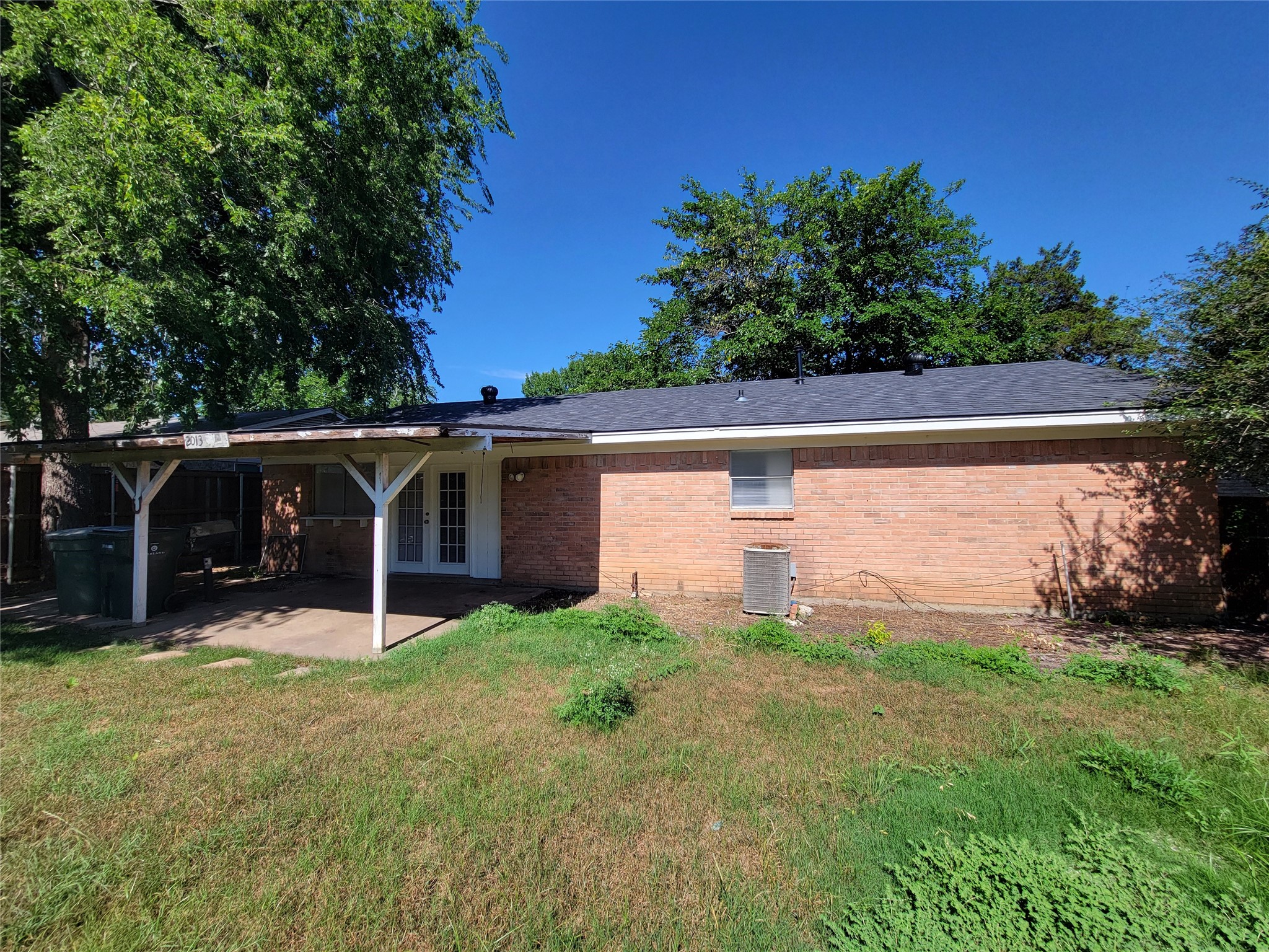 2013 Victoria Drive Garland TX 75040