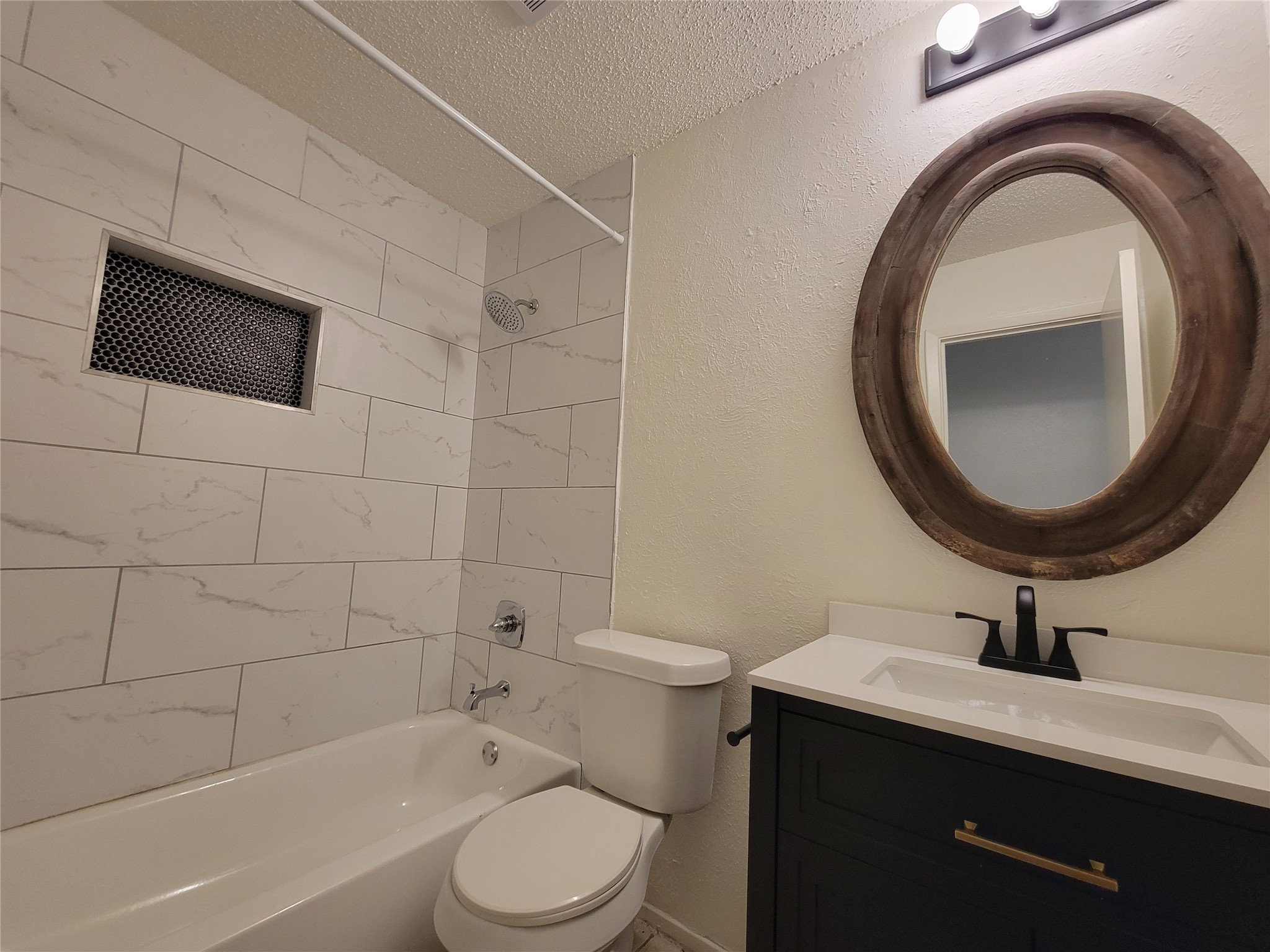 2013 Victoria Drive Garland TX 75040