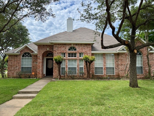 2705 Water Oak Drive Grand Prairie TX 75052