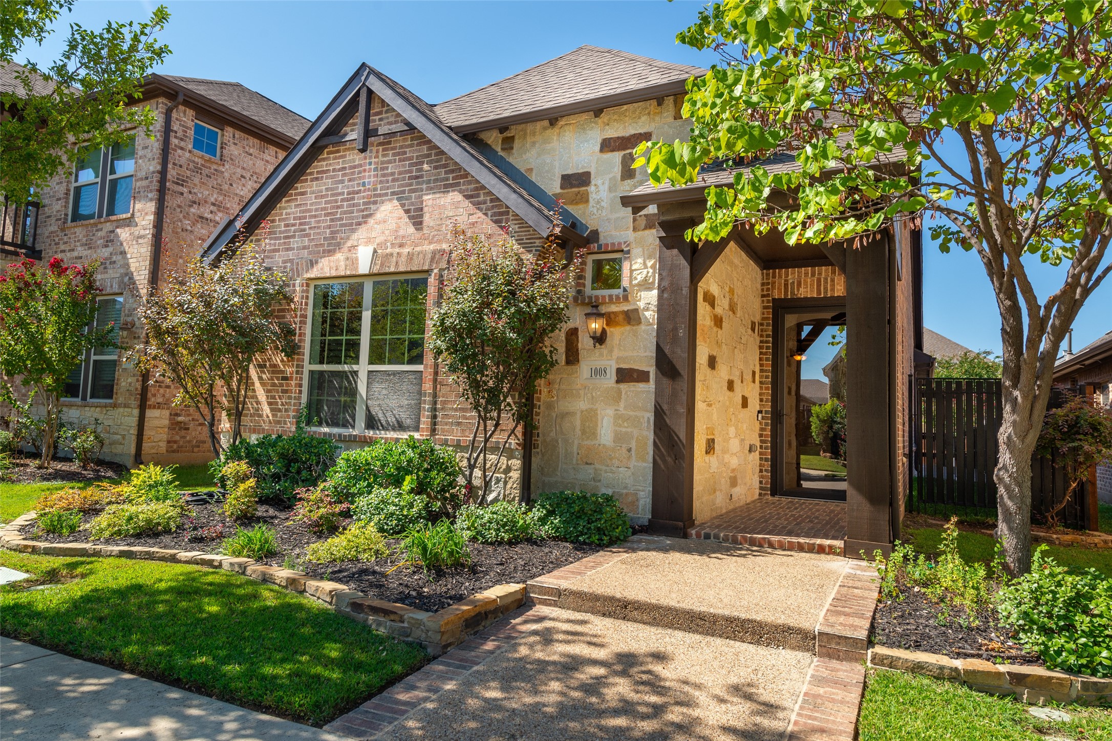 1008 Lone Ivory Trail Arlington TX 76005