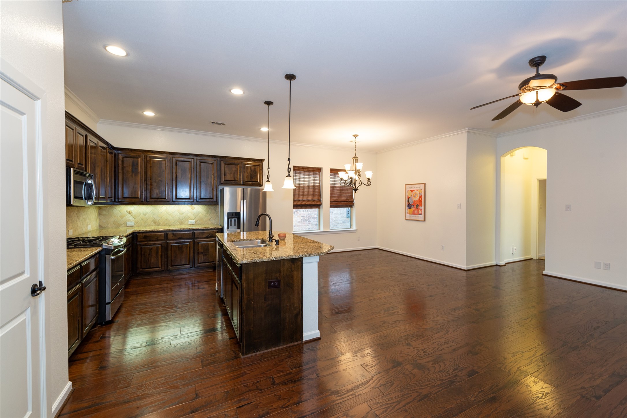 1008 Lone Ivory Trail Arlington TX 76005