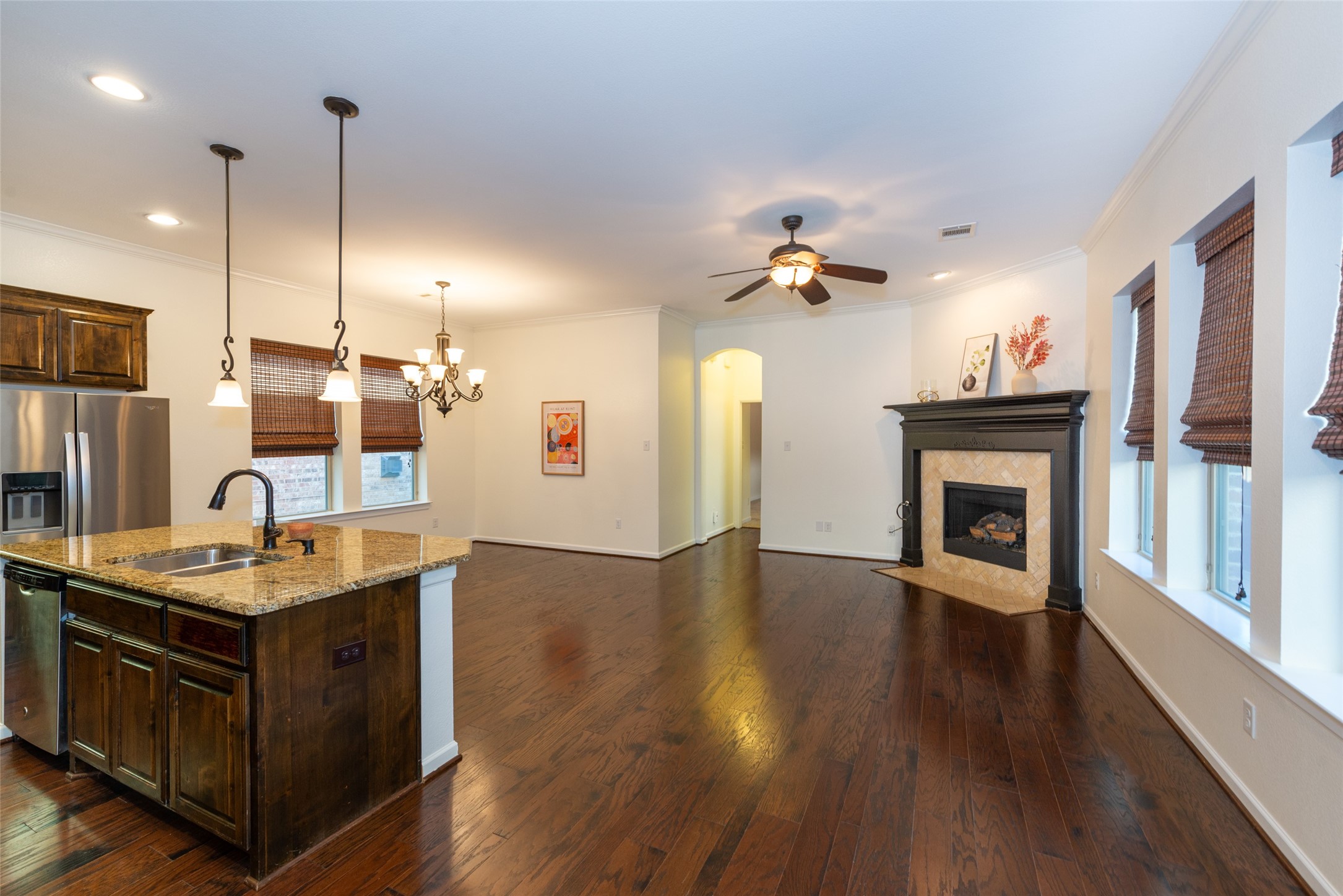 1008 Lone Ivory Trail Arlington TX 76005