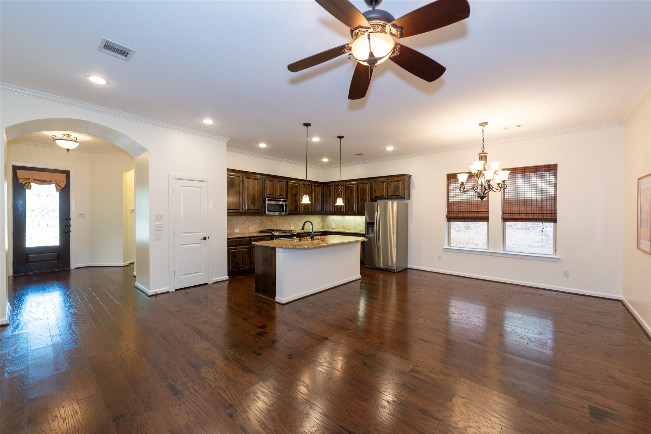 1008 Lone Ivory Trail Arlington TX 76005