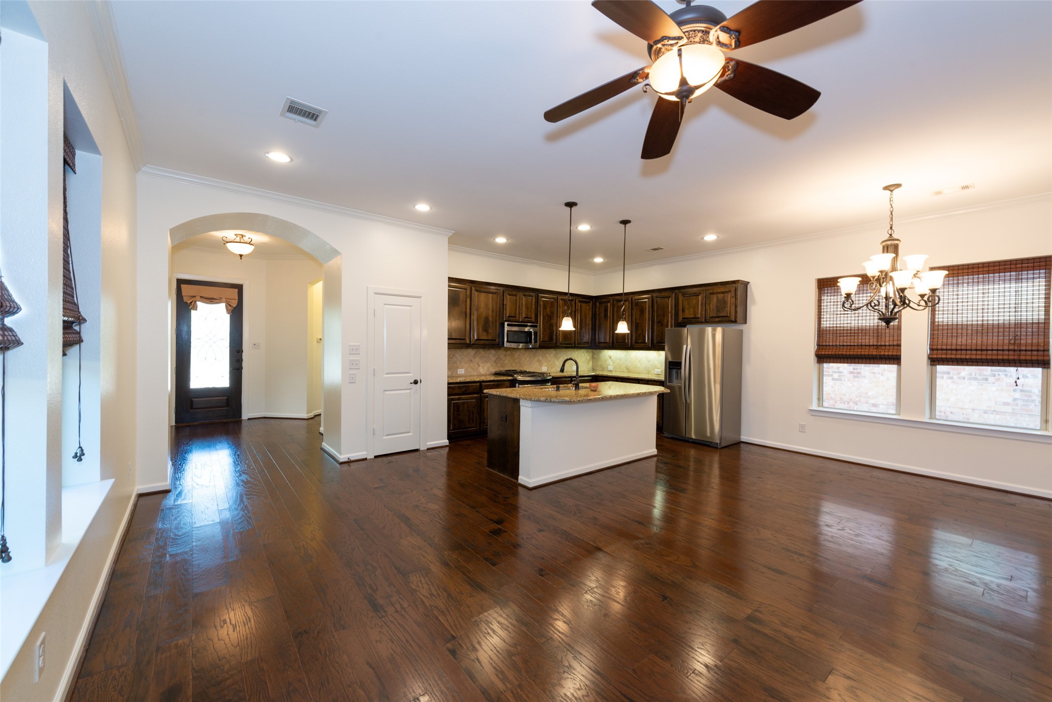 1008 Lone Ivory Trail Arlington TX 76005