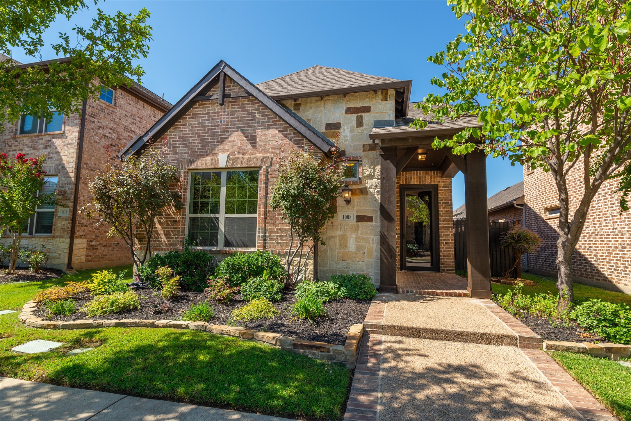 1008 Lone Ivory Trail Arlington TX 76005