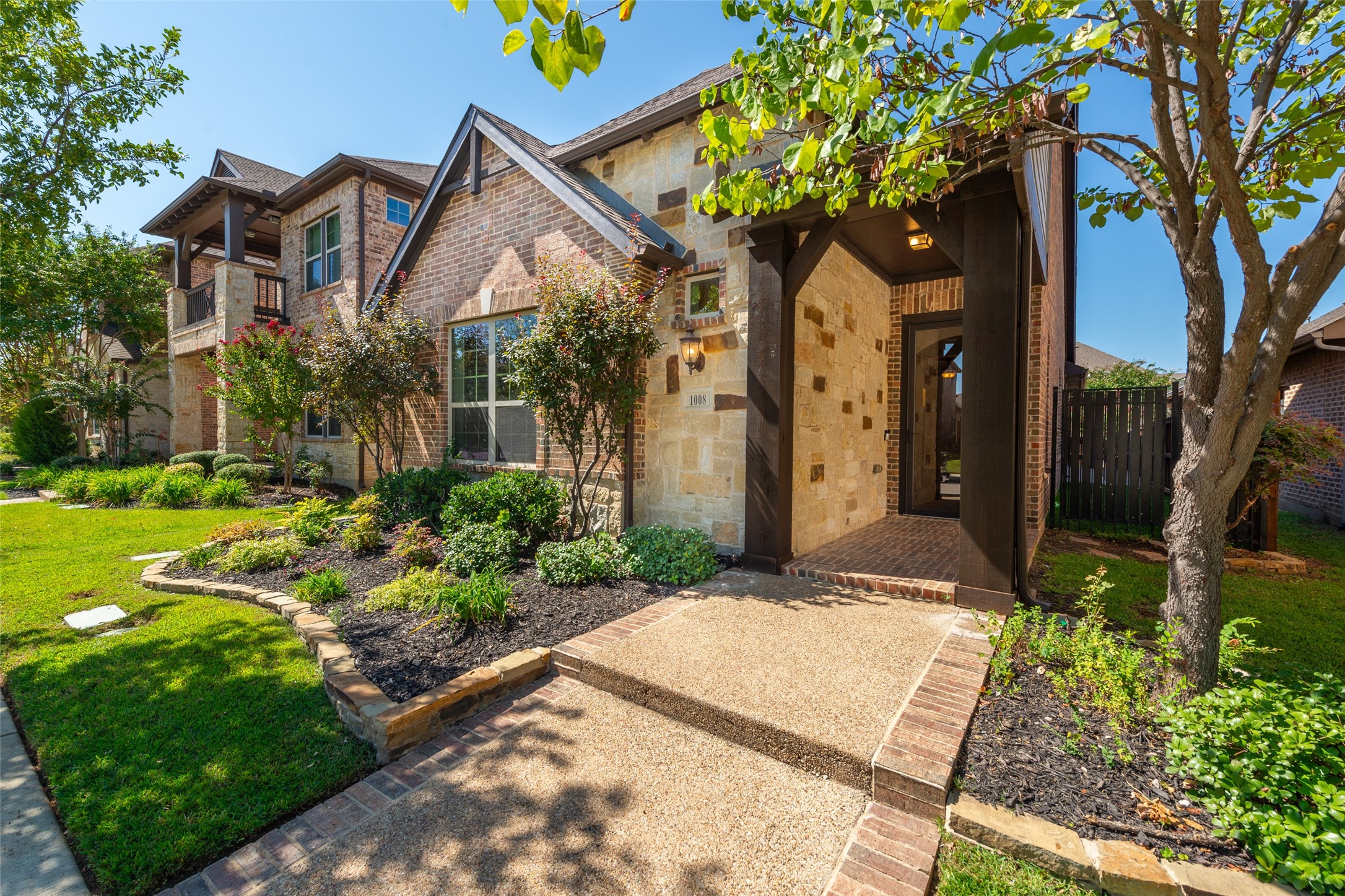 1008 Lone Ivory Trail Arlington TX 76005