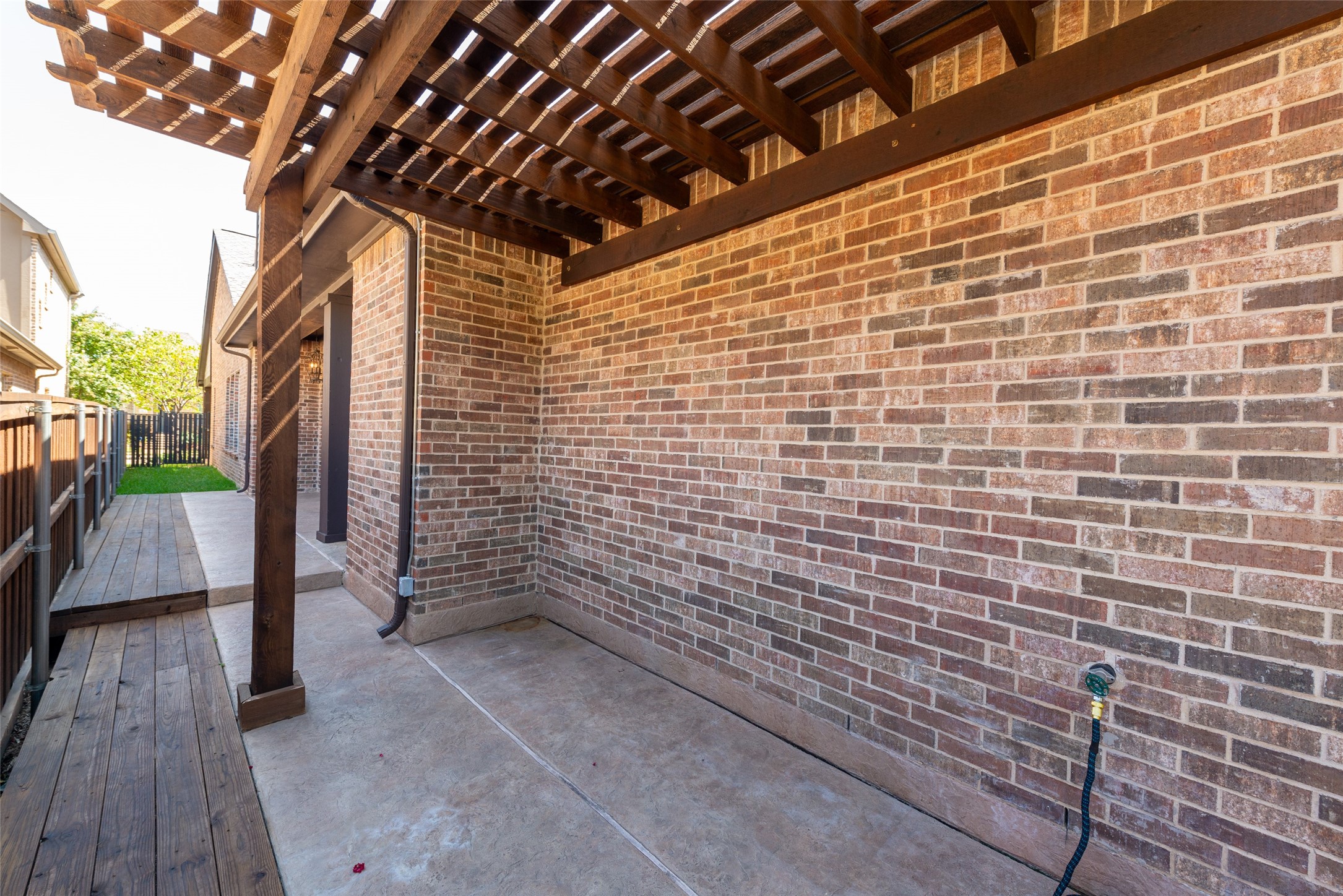 1008 Lone Ivory Trail Arlington TX 76005