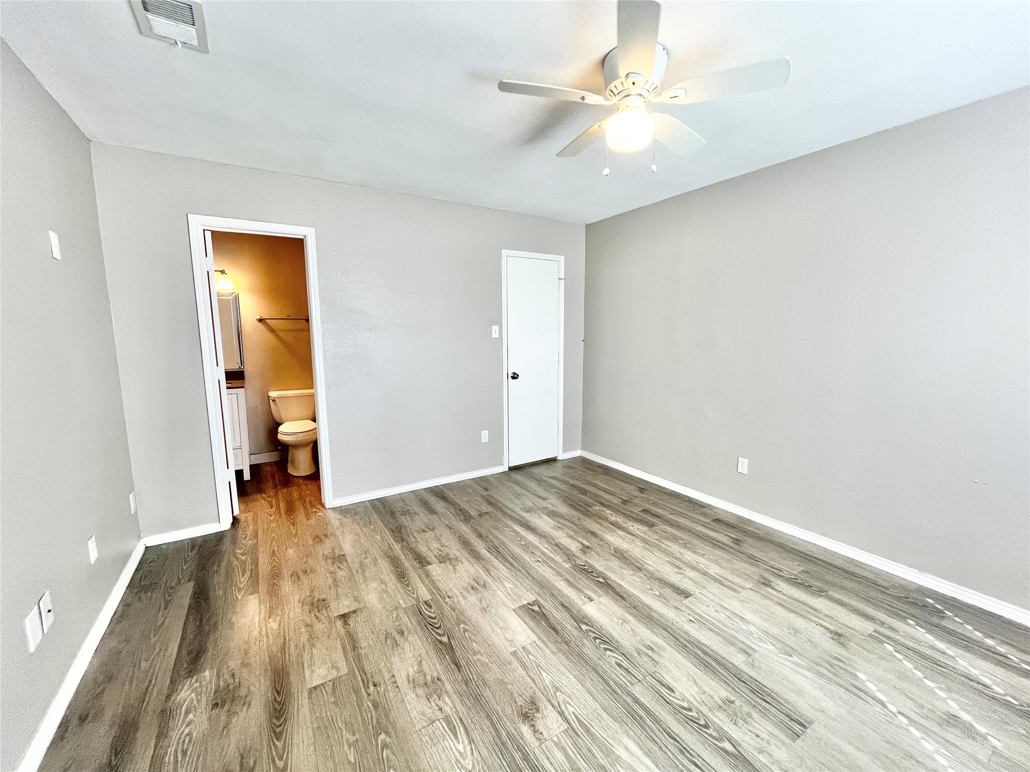 2403 Kingsford Court Arlington TX 76017