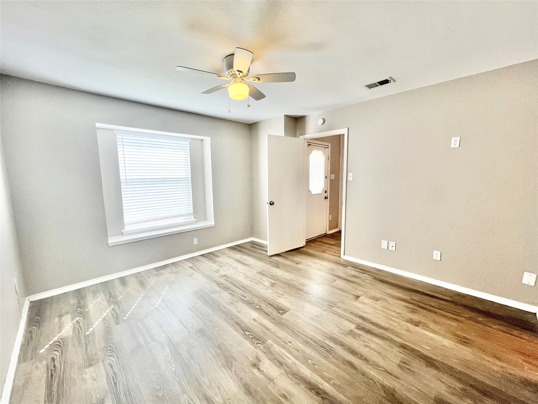 2403 Kingsford Court Arlington TX 76017