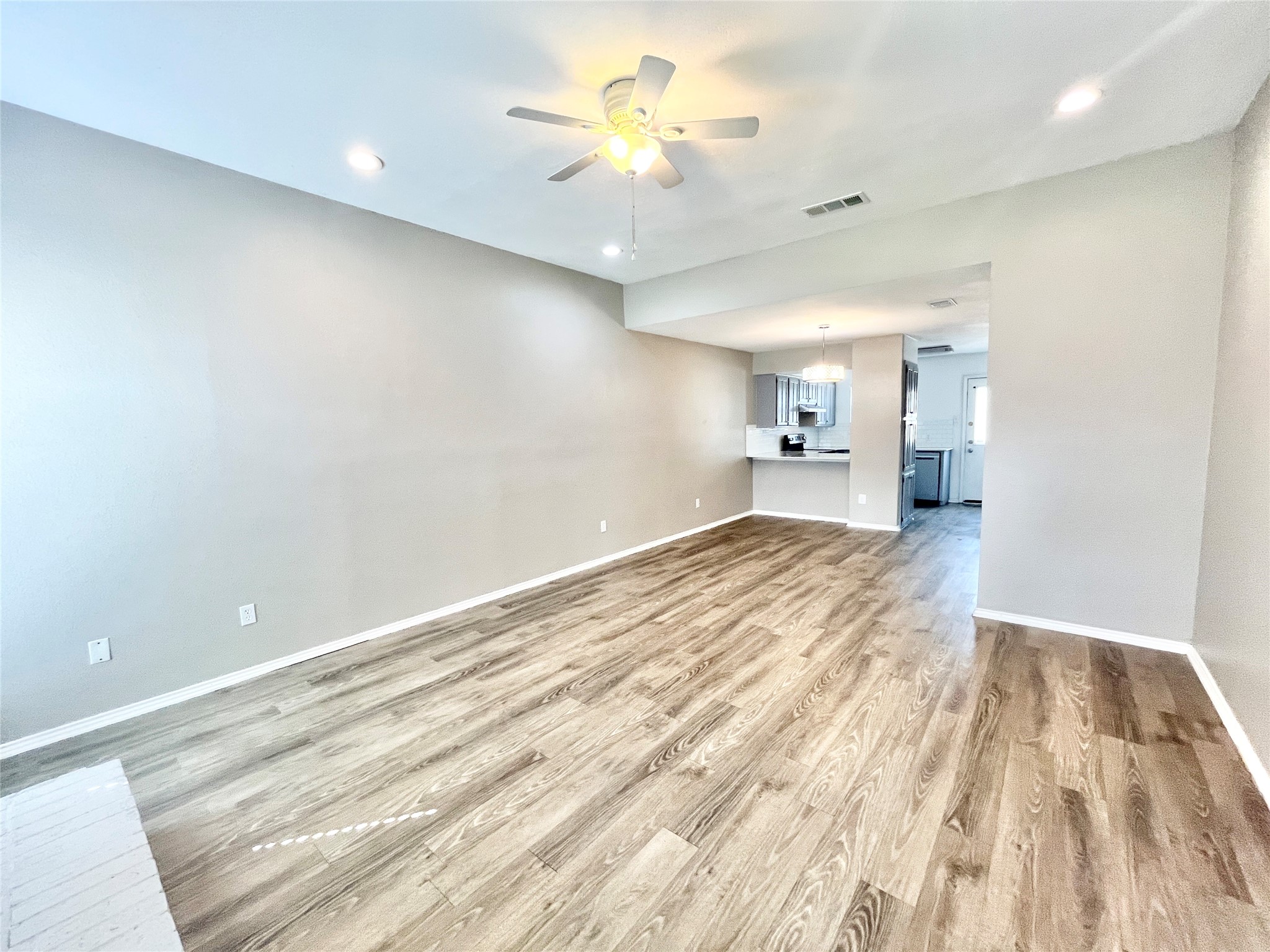 2403 Kingsford Court Arlington TX 76017