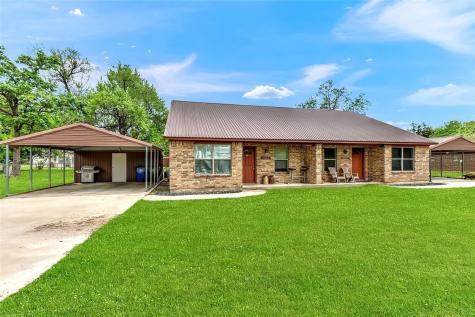 502 E Hughes Street Collinsville TX 76233