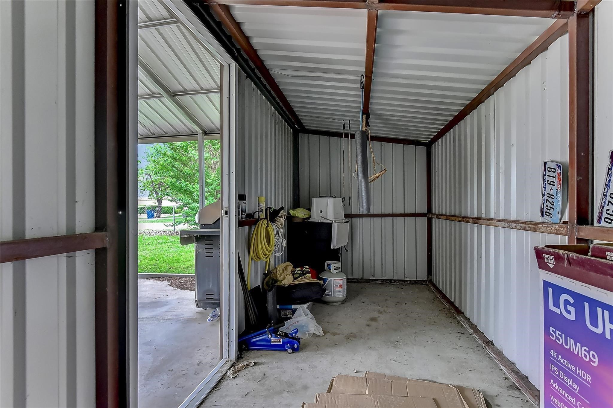 502 E Hughes Street Collinsville TX 76233