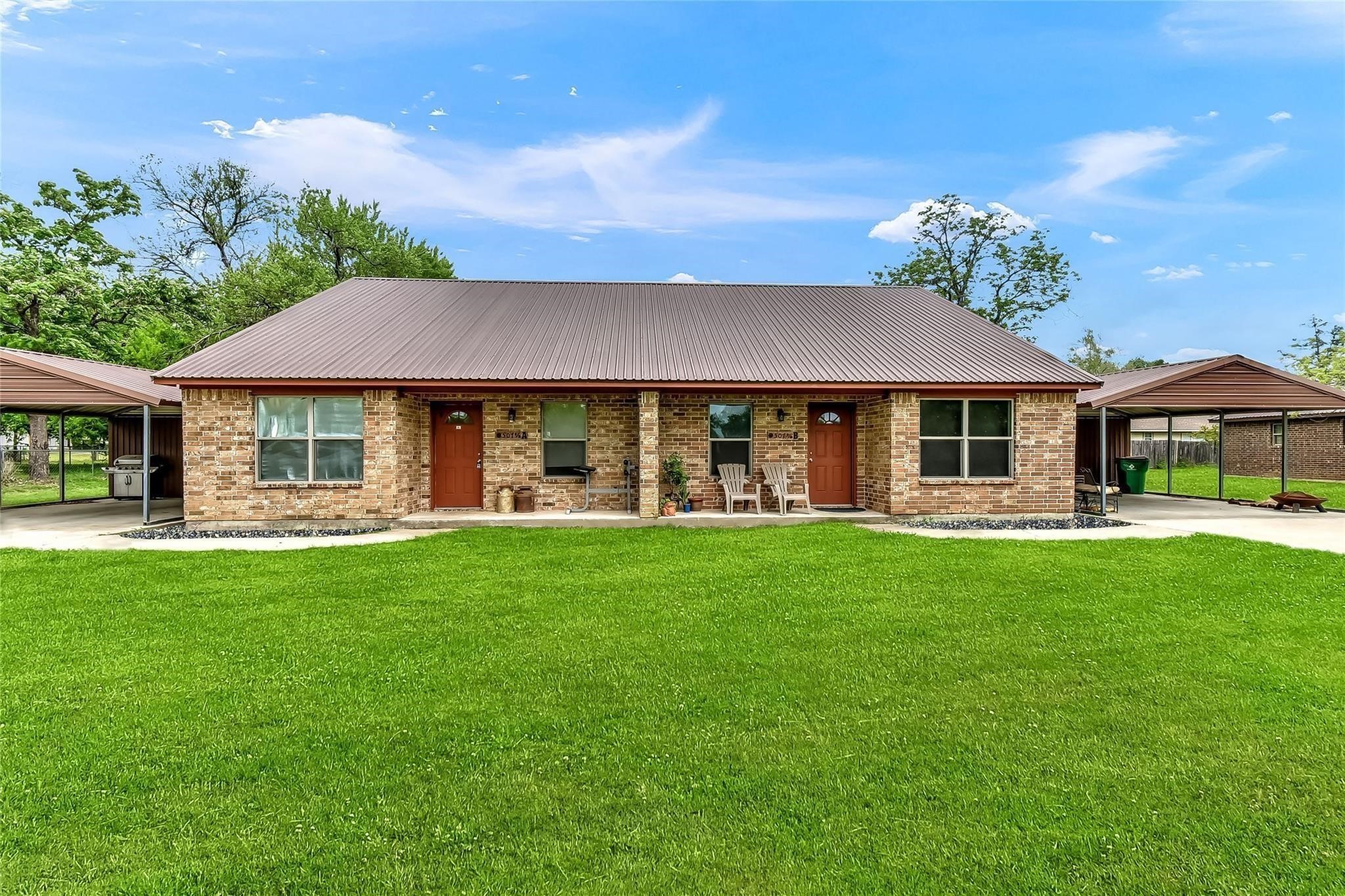 502 E Hughes Street Collinsville TX 76233