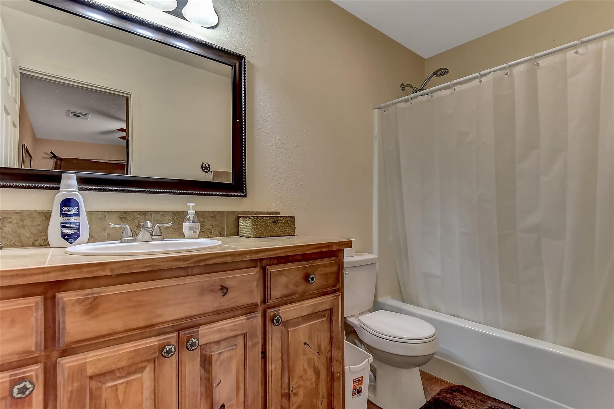 502 E Hughes Street Collinsville TX 76233