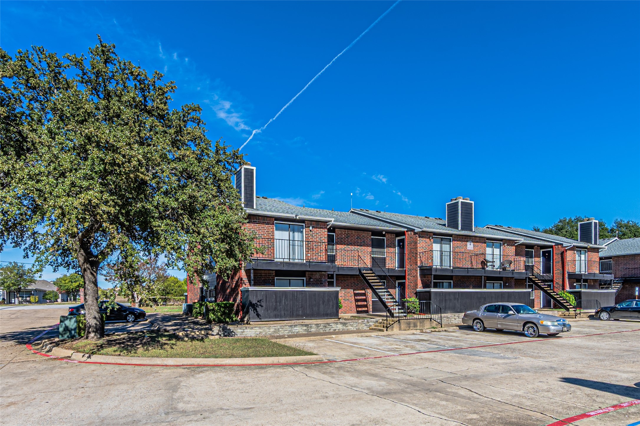 300 W Wintergreen Road Desoto TX 75115