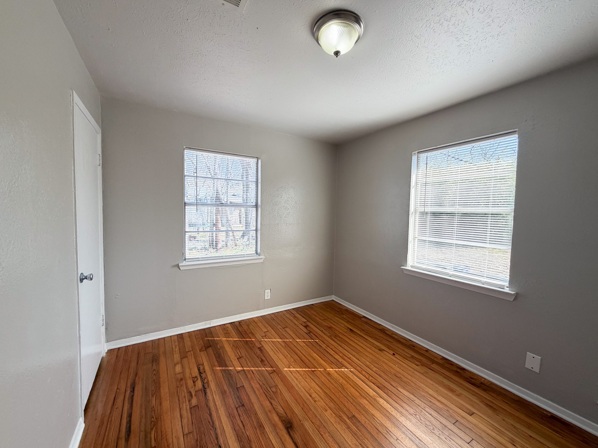 410 N Flat Street Waxahachie TX 75165