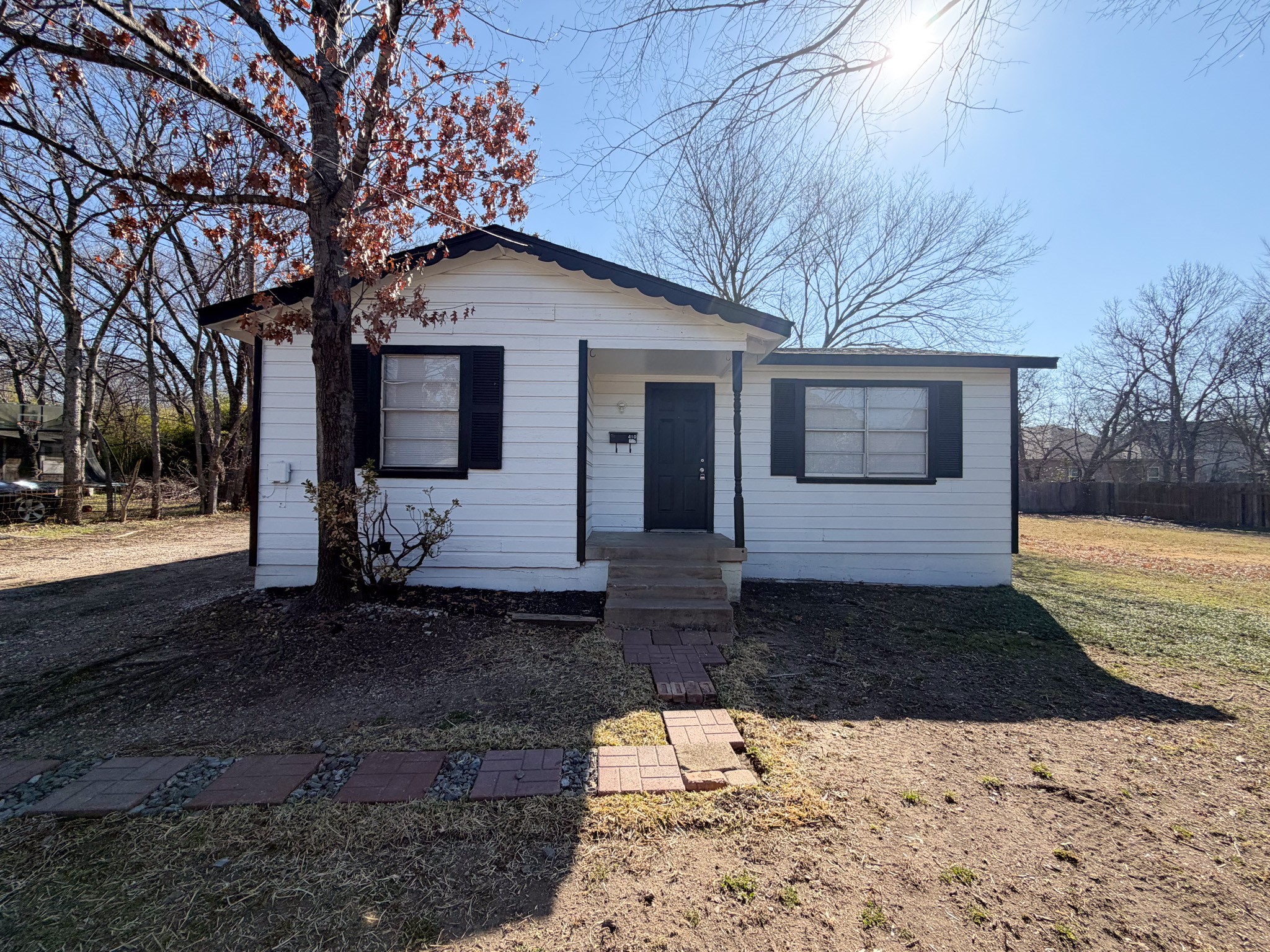 410 N Flat Street Waxahachie TX 75165