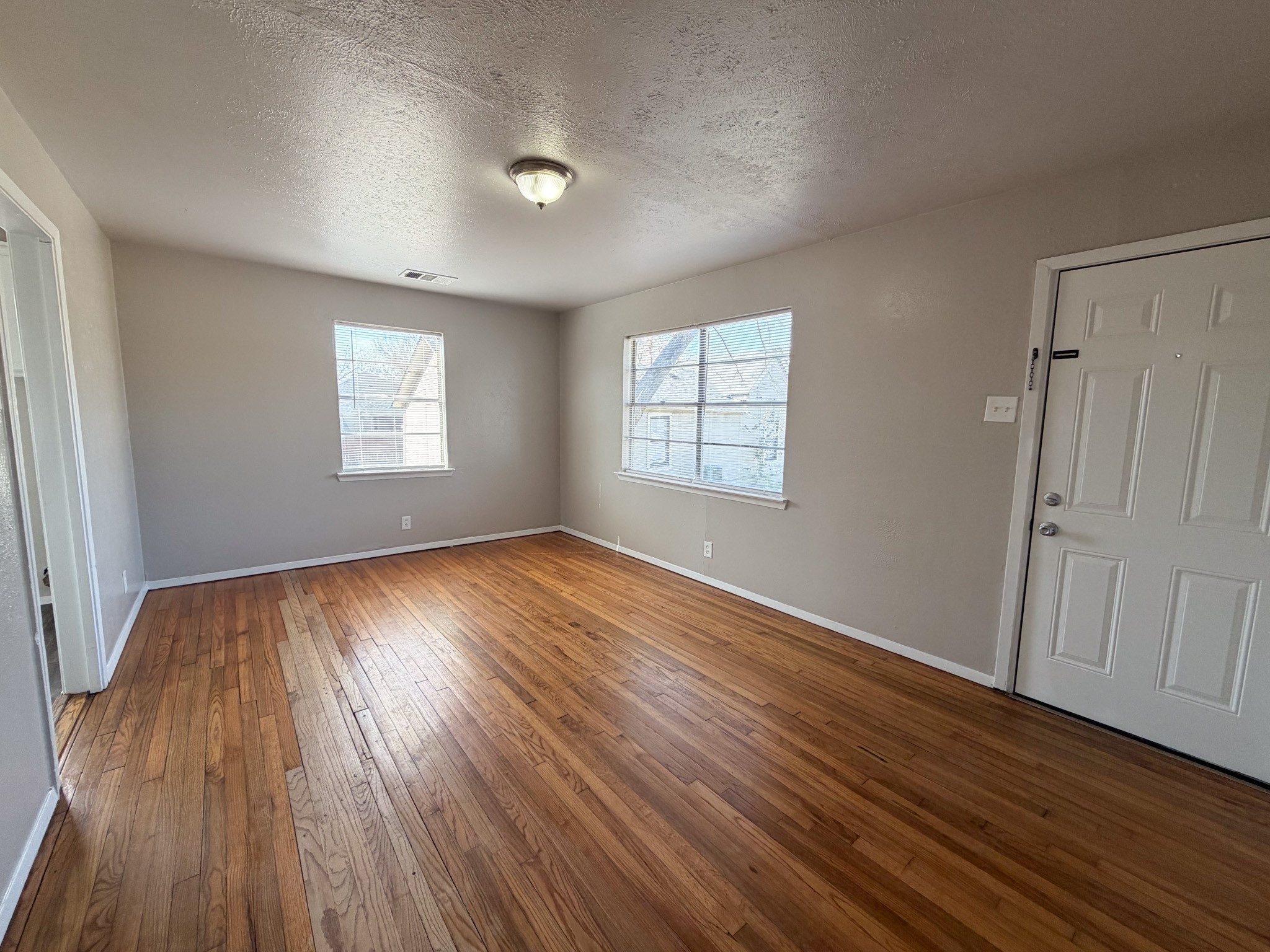 410 N Flat Street Waxahachie TX 75165
